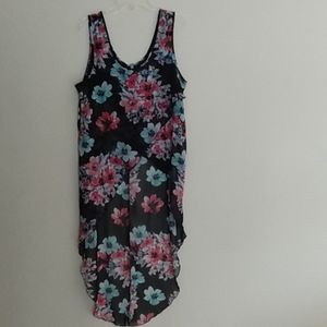 Charlotte Russe Sleeve less high low top